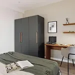 Isola - 1 Bedroom And Terrace In Eixample Dreta